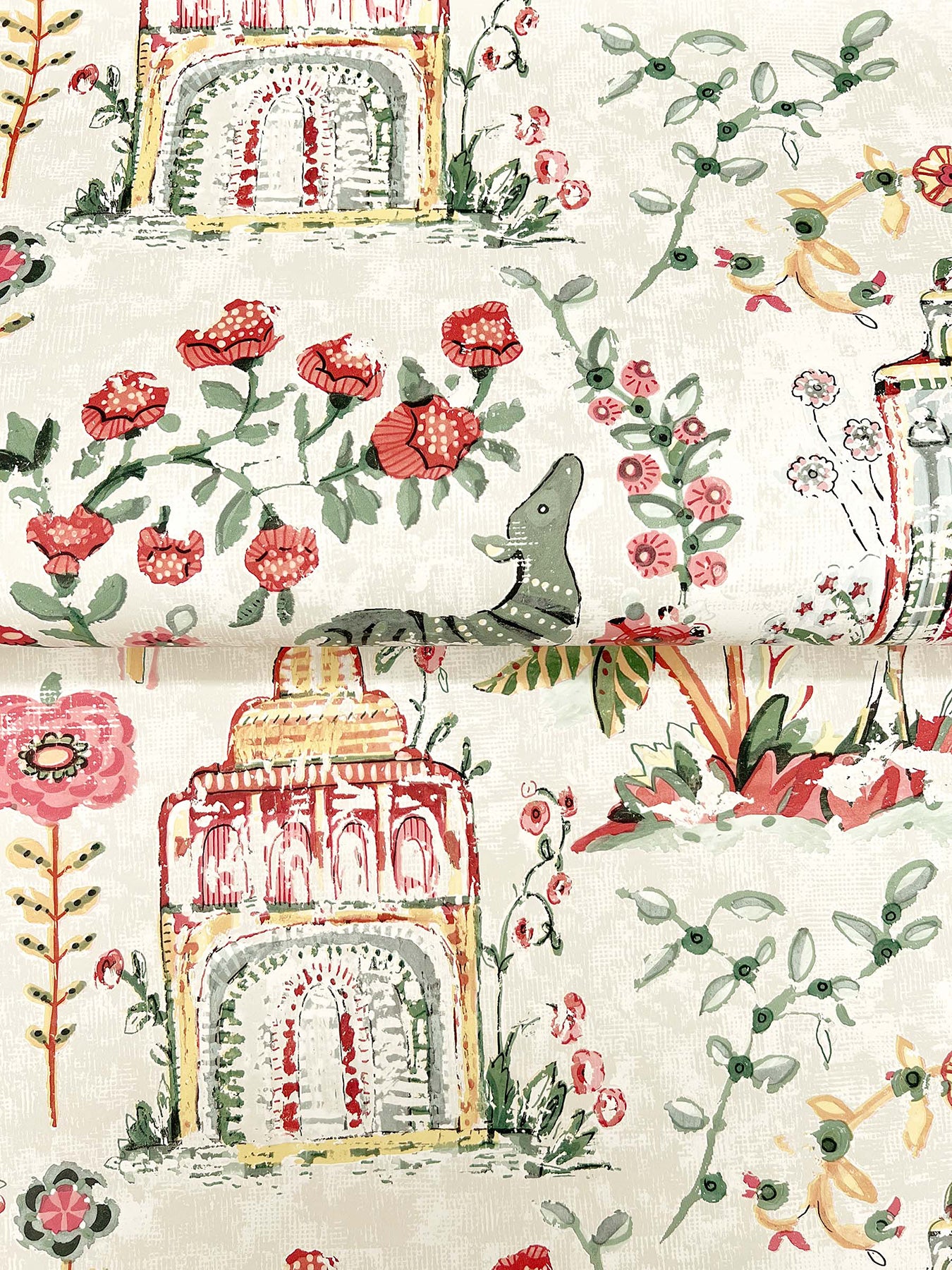 Parc wallpaper in berry color - pattern number VP1401 - by Antonina Vella in the Jardin collection