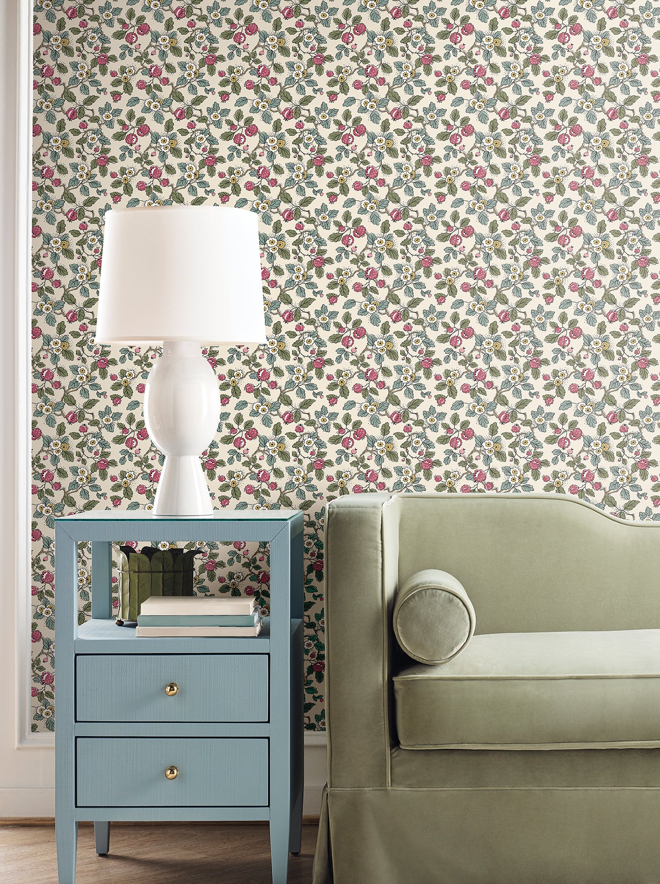 Framboise wallpaper in mulberry and evergreen color - pattern number VP1411 - by Antonina Vella in the Jardin collection