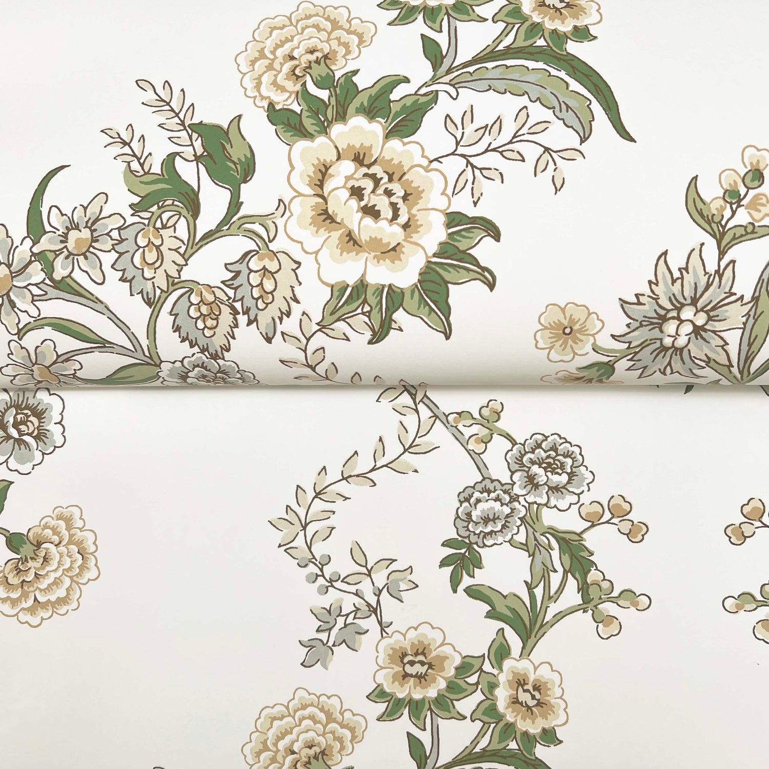 Genevieve wallpaper in butter and green color - pattern number VP1421 - by Antonina Vella in the Jardin collection