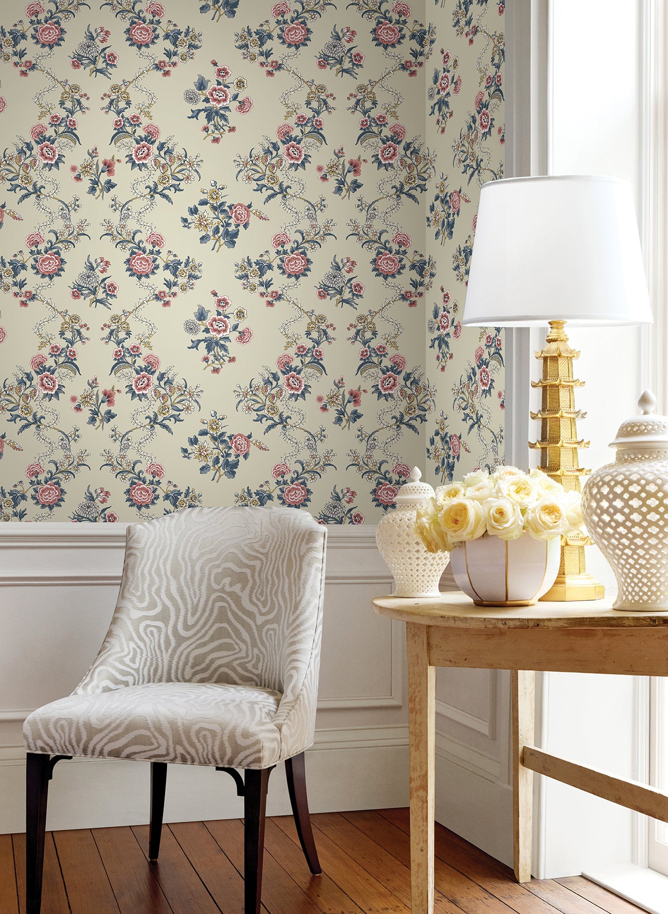 Genevieve wallpaper in red and navy color - pattern number VP1424 - by Antonina Vella in the Jardin collection