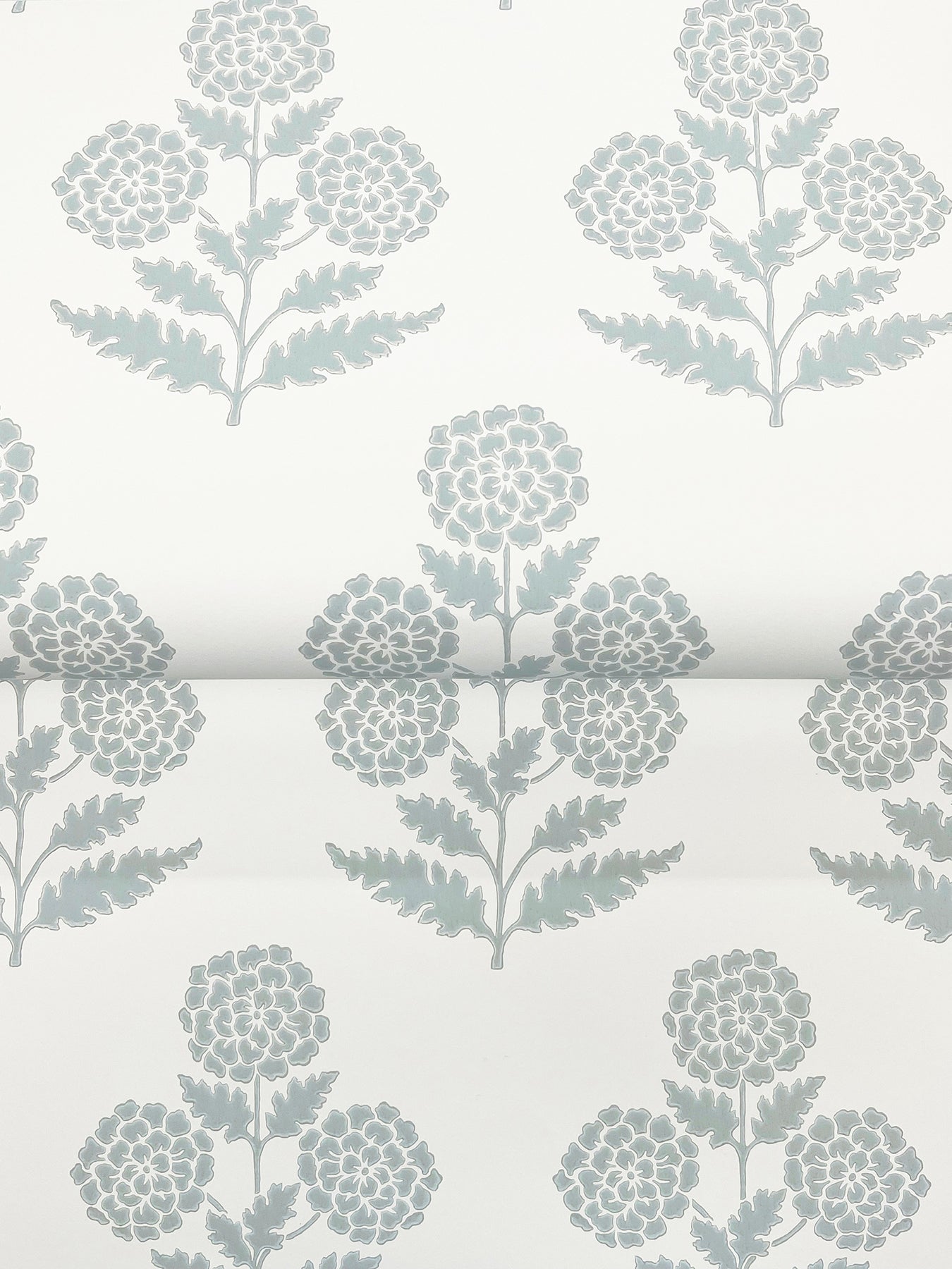 Souci wallpaper in pale blue color - pattern number VP1431 - by Antonina Vella in the Jardin collection