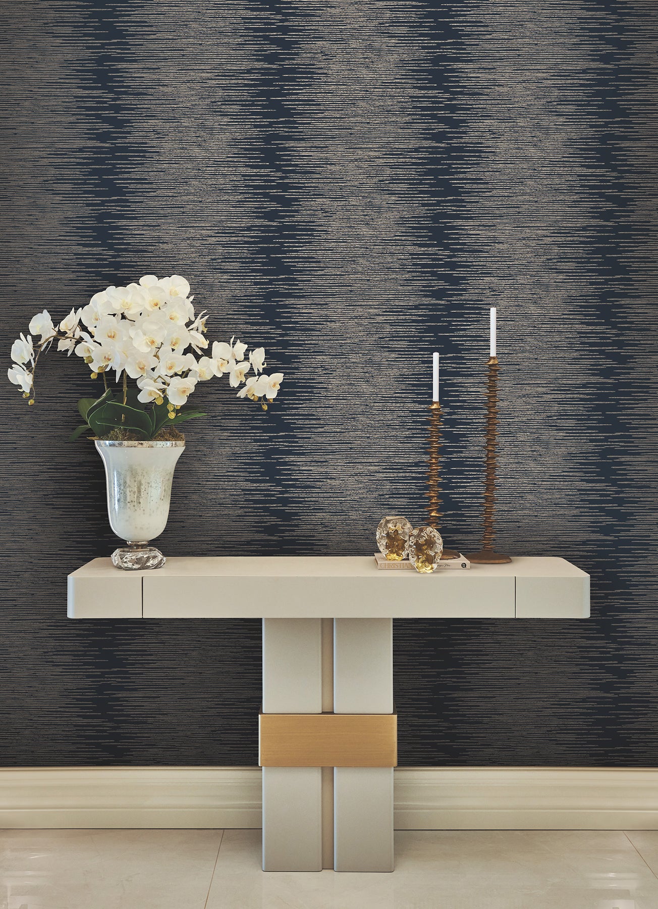 Operetta wallpaper in navy color - pattern number VR1503 - by Ronald Redding in the Caviar collection
