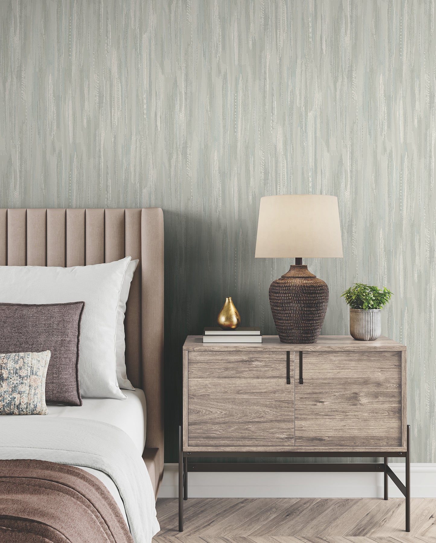 Tribeca wallpaper in aqua color - pattern number VR1526 - by Ronald Redding in the Caviar collection