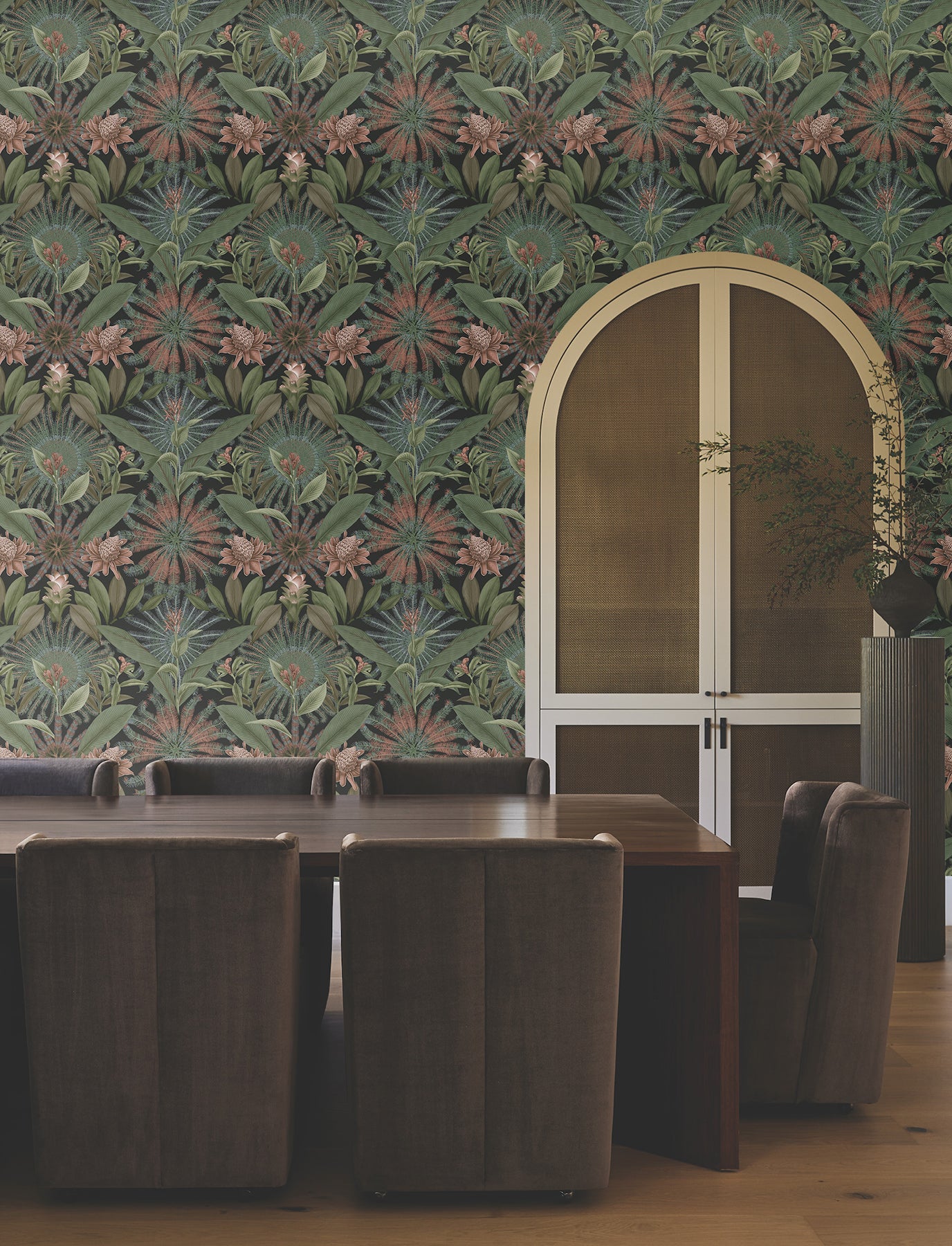 Enchanted Garden wallpaper in green color - pattern number VR1530 - by Ronald Redding in the Caviar collection