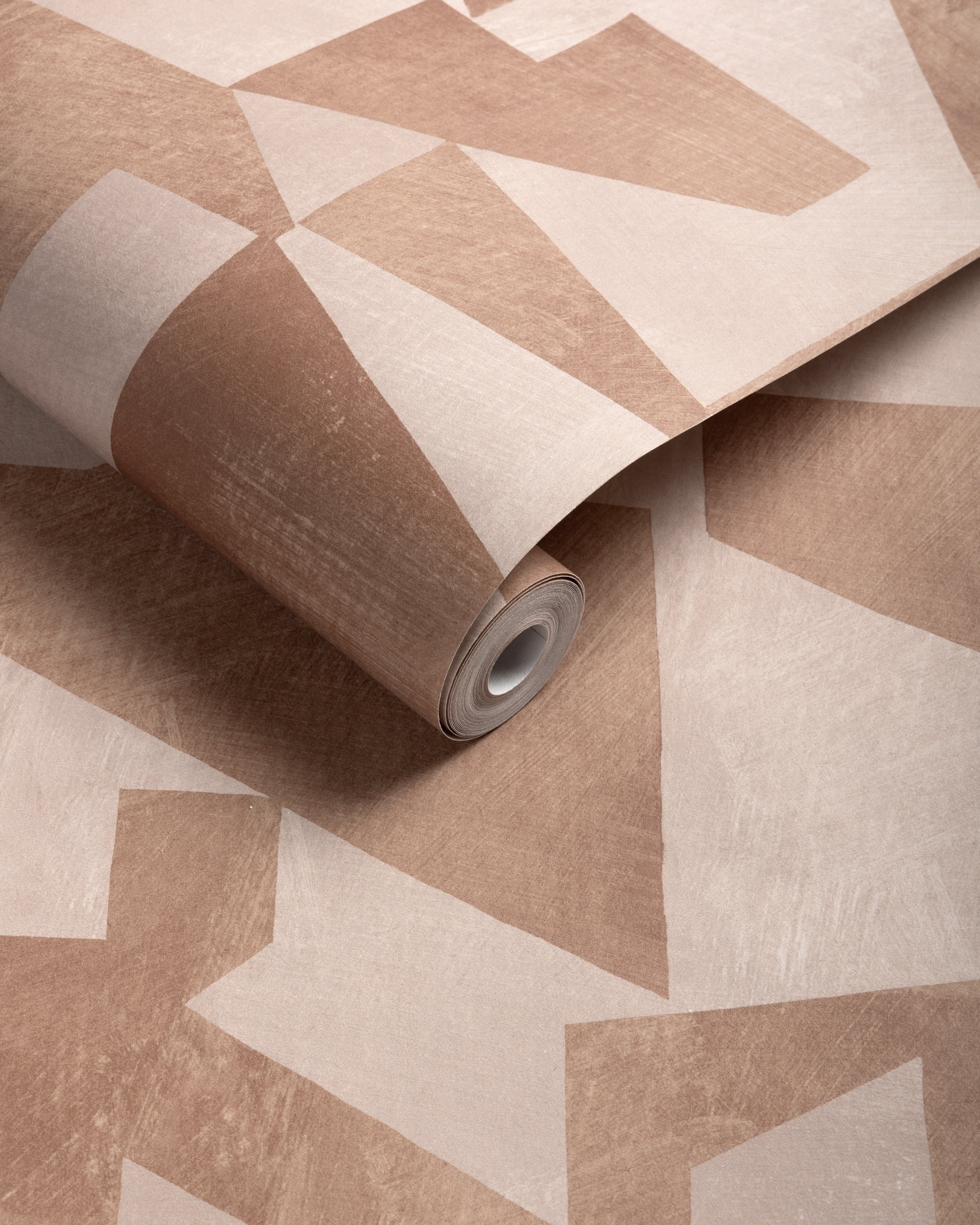 Shape Shifter Wallpaper in terra color - pattern number W4399.1216.0 - by Kravet in the Linherr Hollingsworth Artistry collection