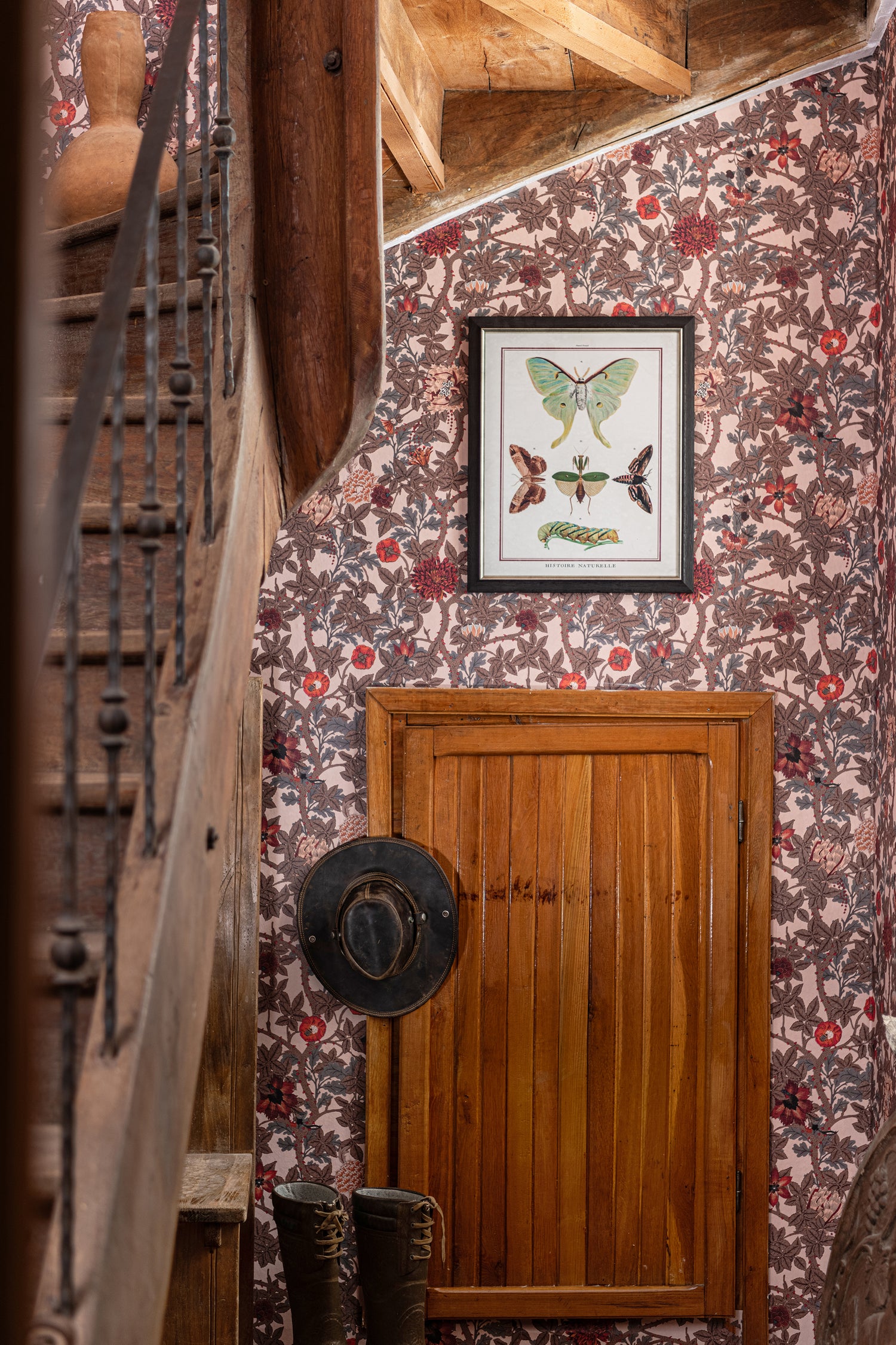 The Flowering wallpaper in dark color - pattern number WP20731 - by Mind the Gap in the The Wetlands collection