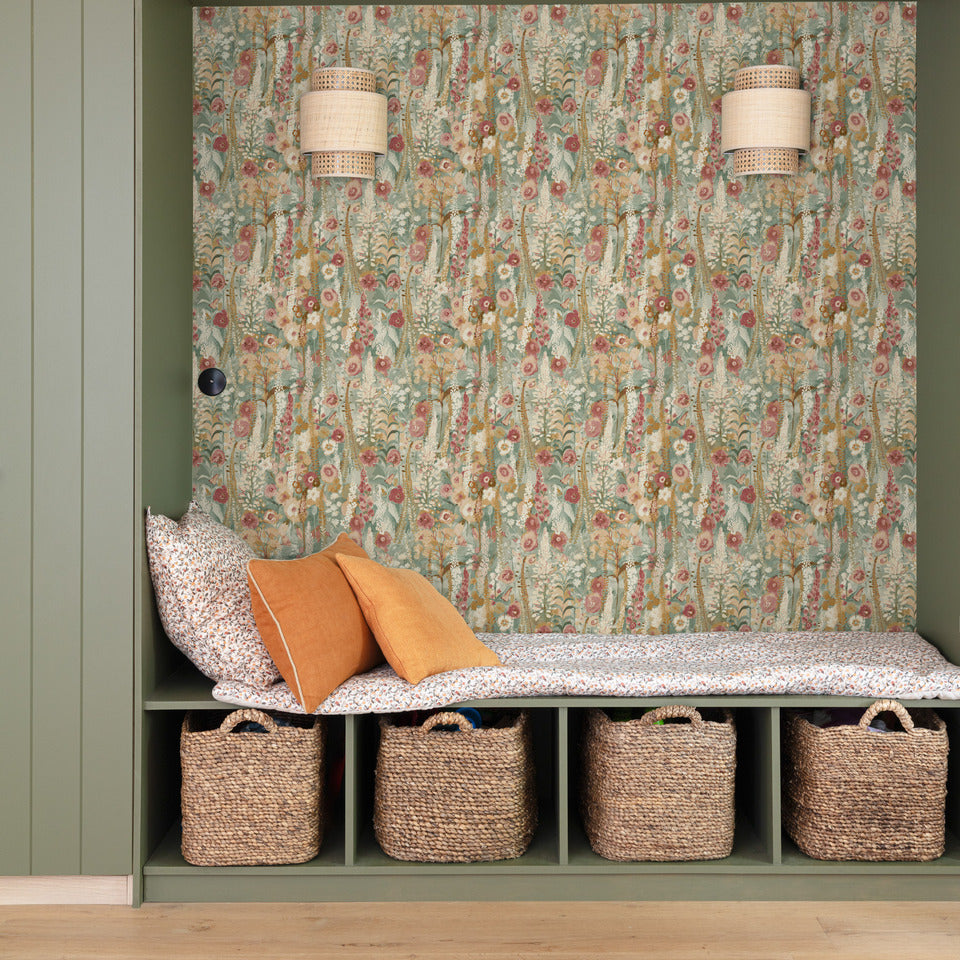 Classical Floral All-over Wallpaper in pink color - pattern number INA74603 - by Grandeco in the Inia collection